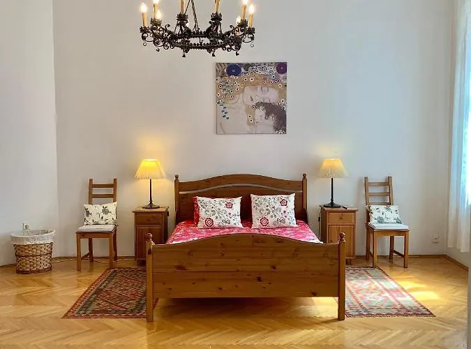 Central Budapest Apartment Vaci Utca