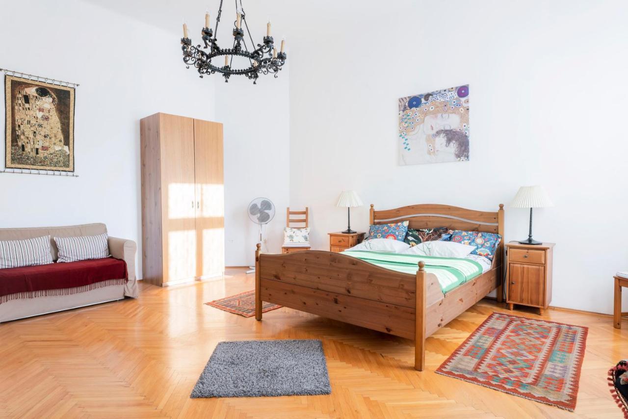 Vaci Utca Apartment *